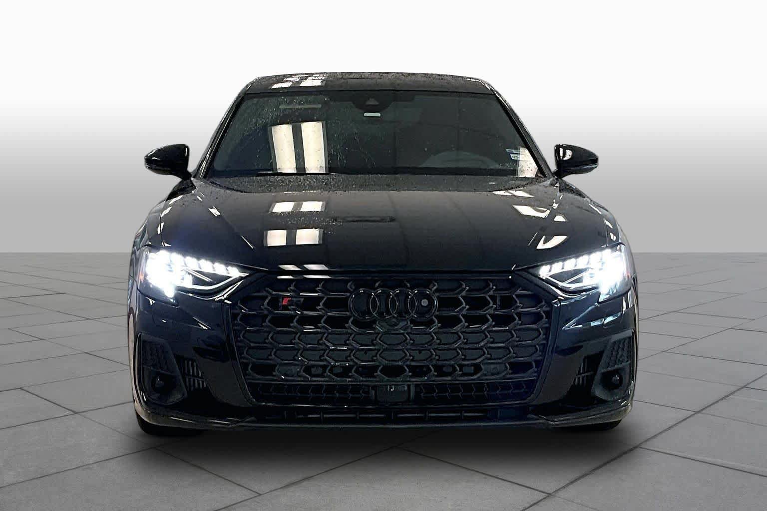 Used 2025 Audi S8 w/ Executive Package AWD/4WD image 3