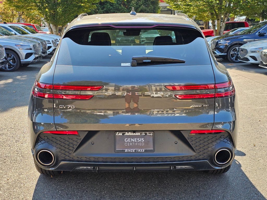 Used 2025 Genesis GV70 3.5T Sport AWD/4WD image 6