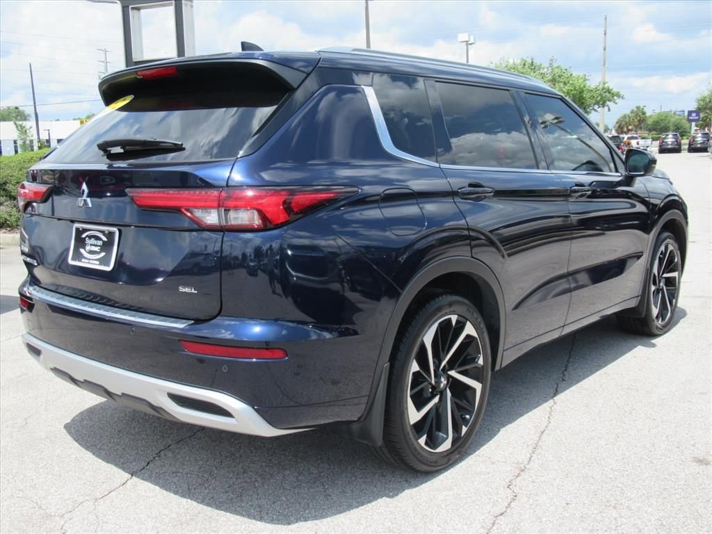 Used 2022 Mitsubishi Outlander SEL FWD image 7