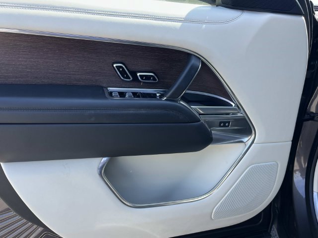 Used 2023 Land Rover Range Rover SE AWD/4WD image 27