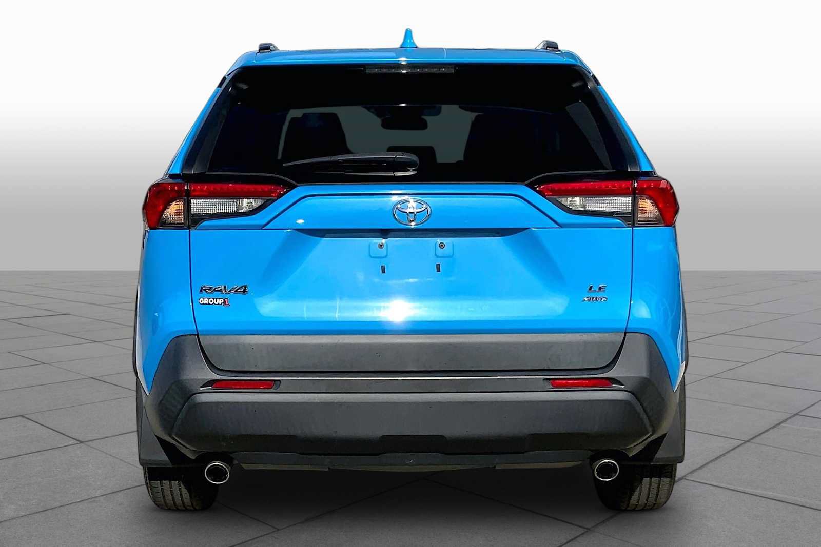 Used 2020 Toyota RAV4 LE AWD/4WD image 5