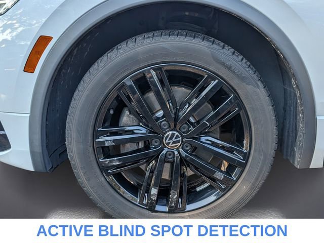 Used 2022 Volkswagen Tiguan SE R-Line image 7