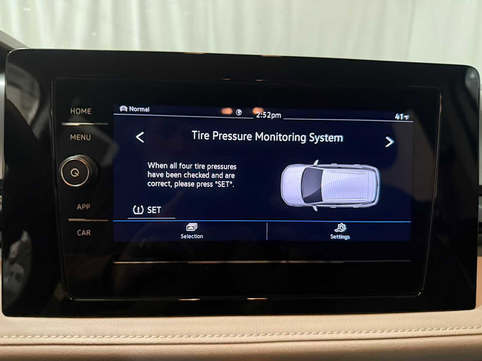 Certified 2025 Volkswagen Taos S image 30