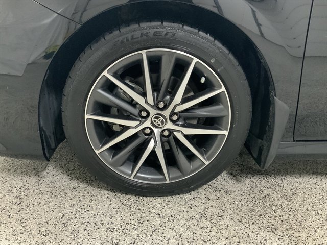 Used 2021 Toyota Camry XLE w/ Navigation Package AWD/4WD image 11