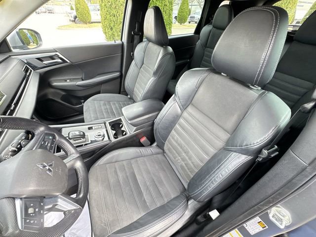 Used 2023 Mitsubishi Outlander SE image 20