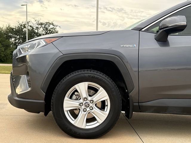 Used 2020 Toyota RAV4 XLE w/ Convenience Package AWD/4WD image 5