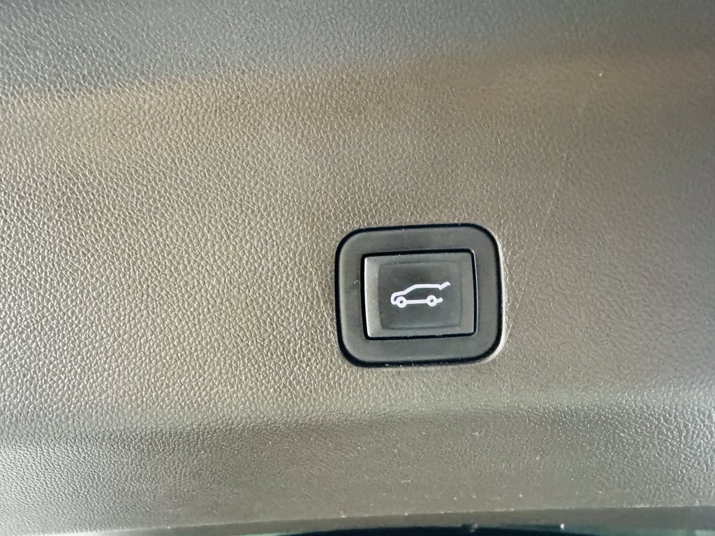 Used 2023 Chevrolet Tahoe LT AWD/4WD image 27