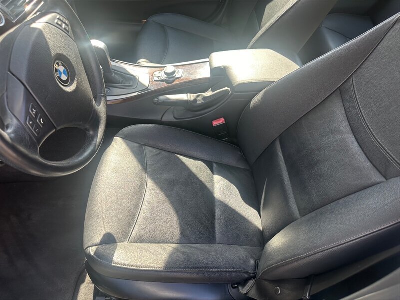 Used 2011 BMW 328i xDrive Sedan w/ Premium Pkg 2 AWD/4WD image 13