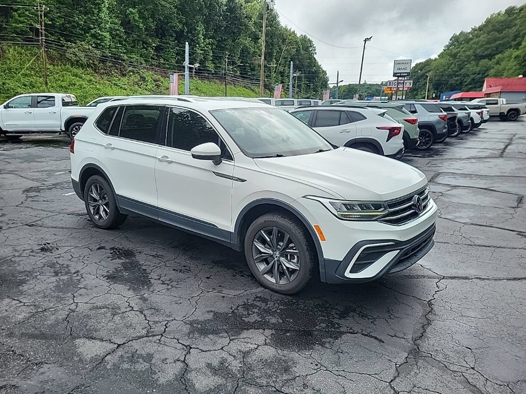 Used 2022 Volkswagen Tiguan SE AWD/4WD image 5