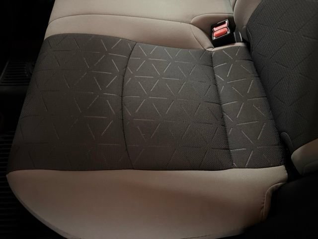 Used 2021 Toyota RAV4 XLE w/ Convenience Package AWD/4WD image 19