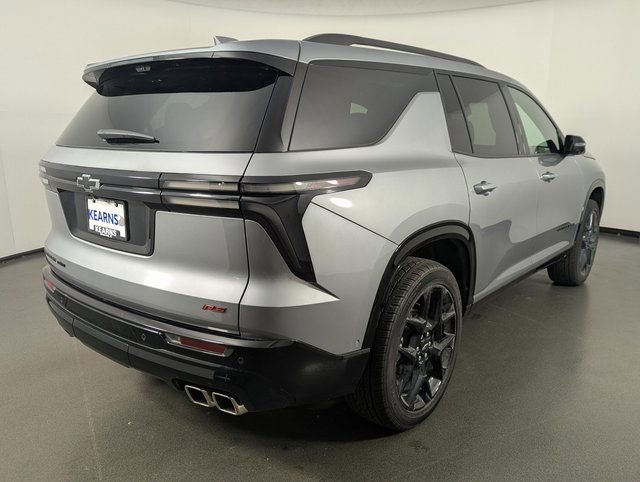 Used 2024 Chevrolet Traverse RS image 7