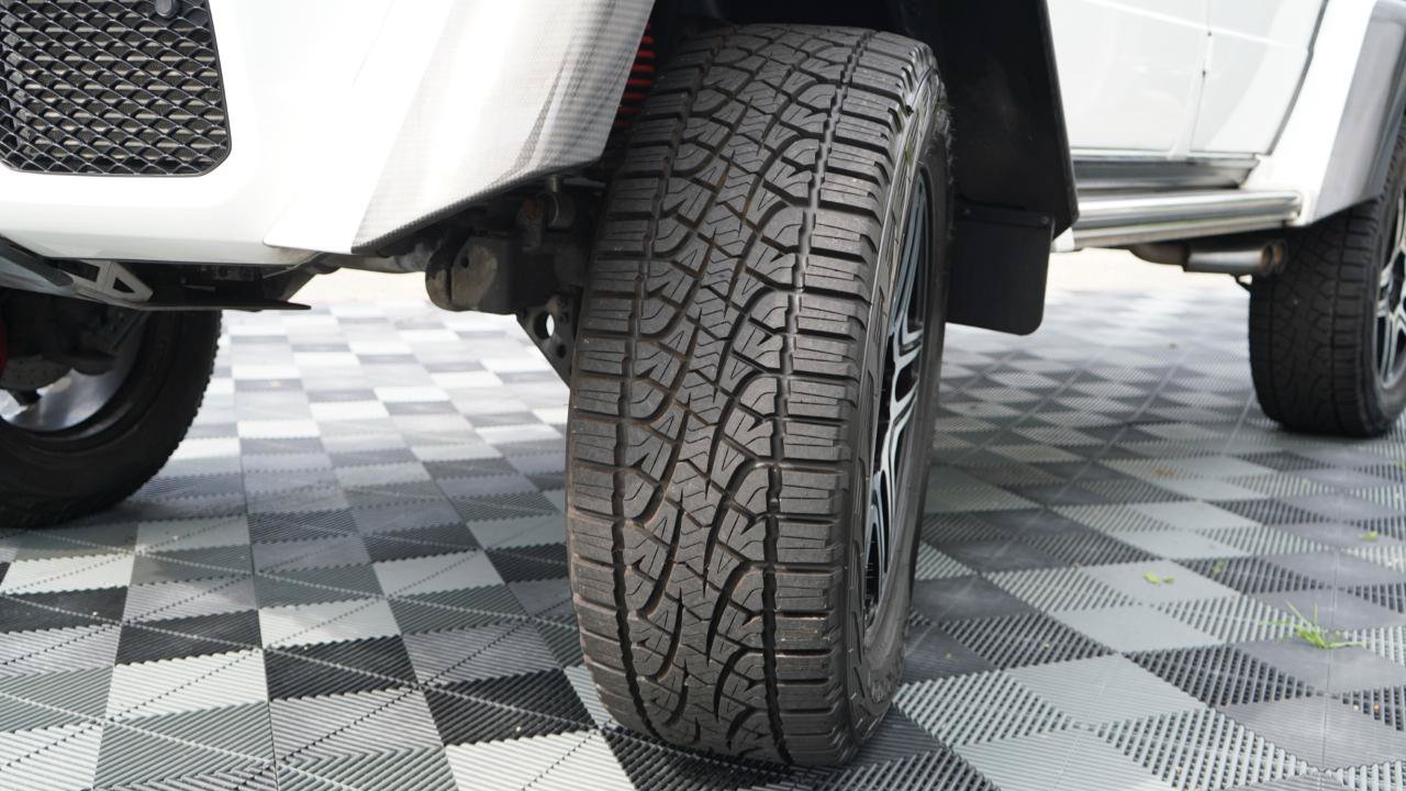 Used 2018 Mercedes-Benz G 550 Squared image 34
