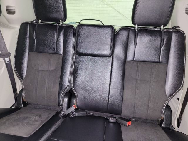 Used 2019 Dodge Grand Caravan SXT w/ Rear Park Assist Package image 40