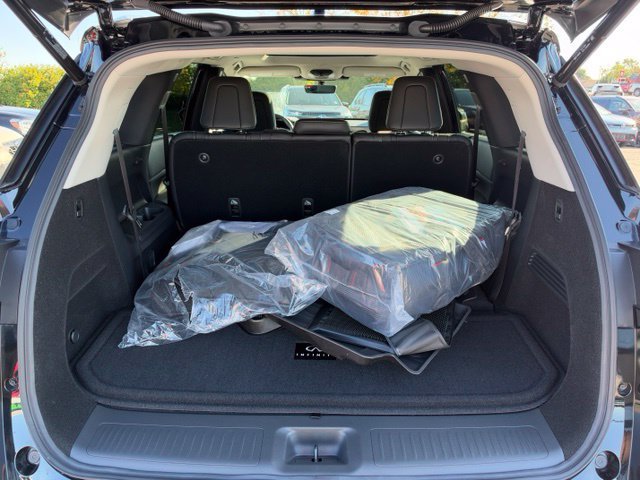 Certified 2026 INFINITI QX60 Luxe w/ Family Package AWD/4WD image 36
