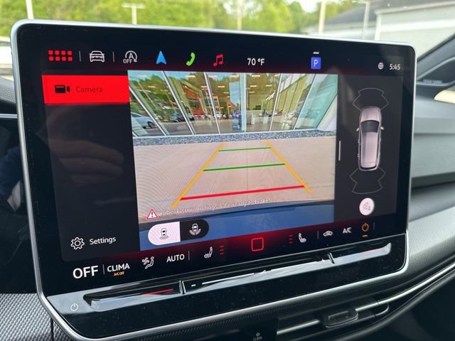 New 2025 Volkswagen GTI SE image 21
