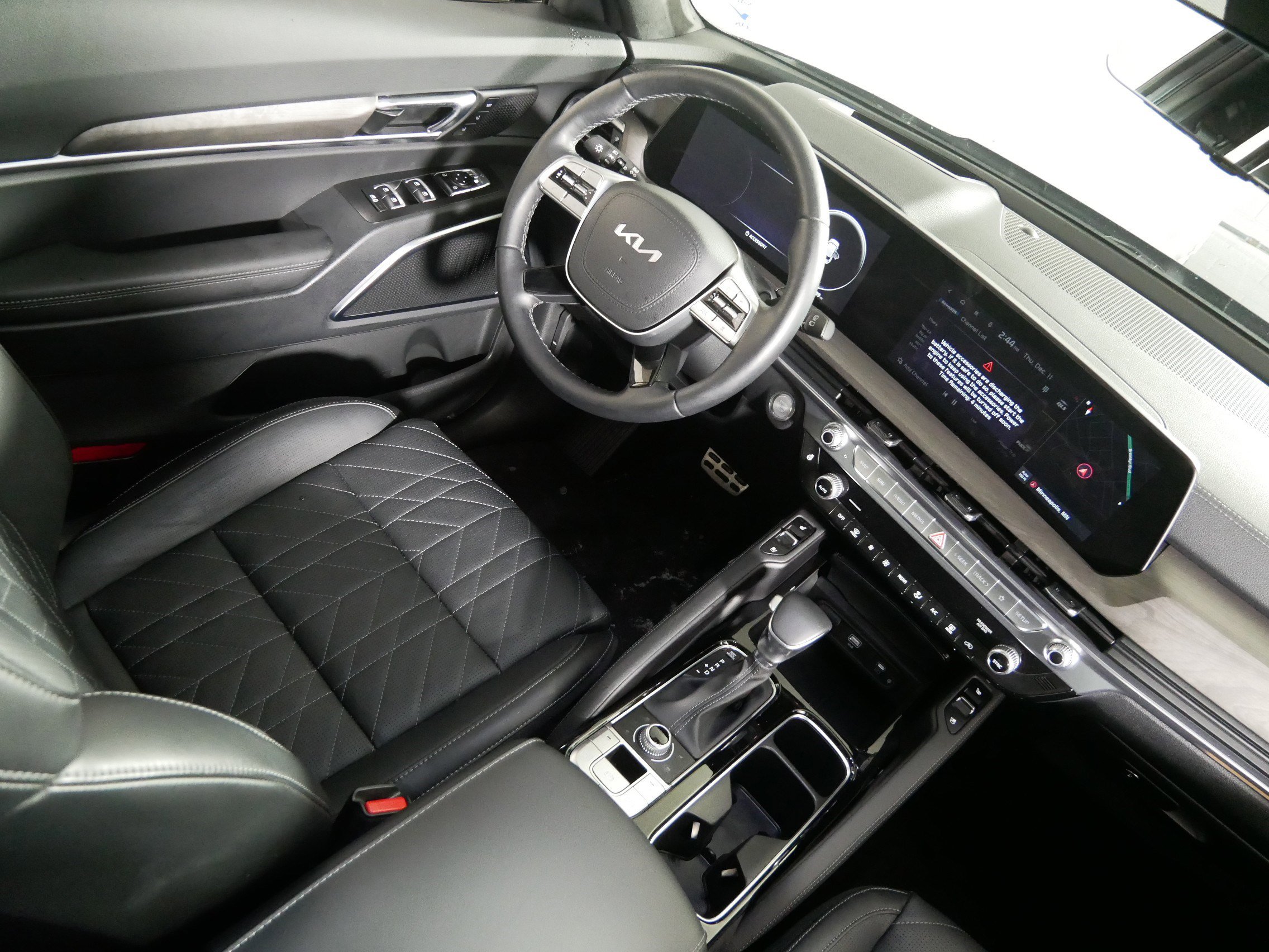 Used 2024 Kia Telluride SX Prestige X-Line image 9