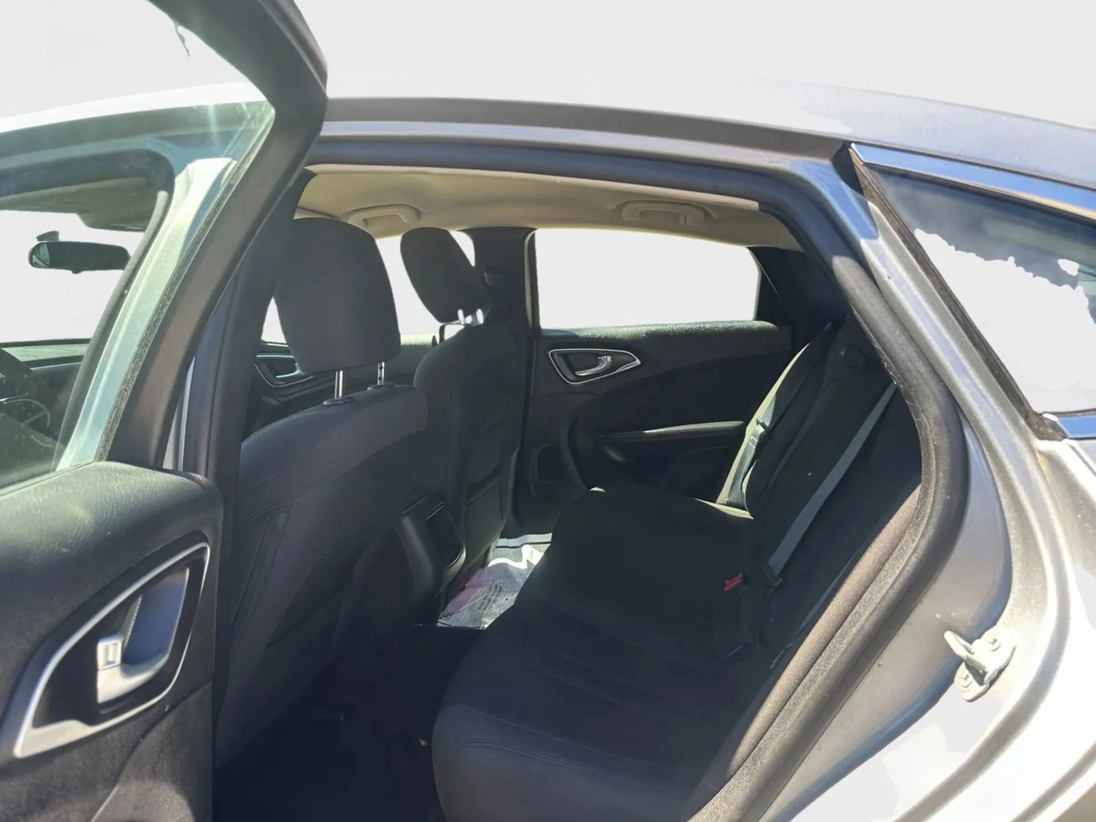 Used 2015 Chrysler 200 LX image 8