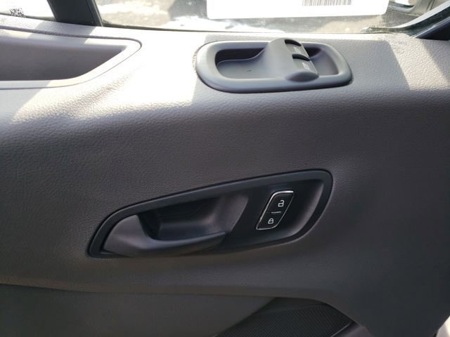 New 2026 Ford Transit 350 XL image 17