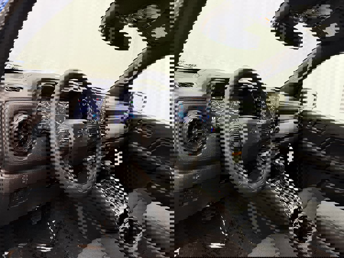 Used 2026 Chevrolet Colorado Trail Boss image 9