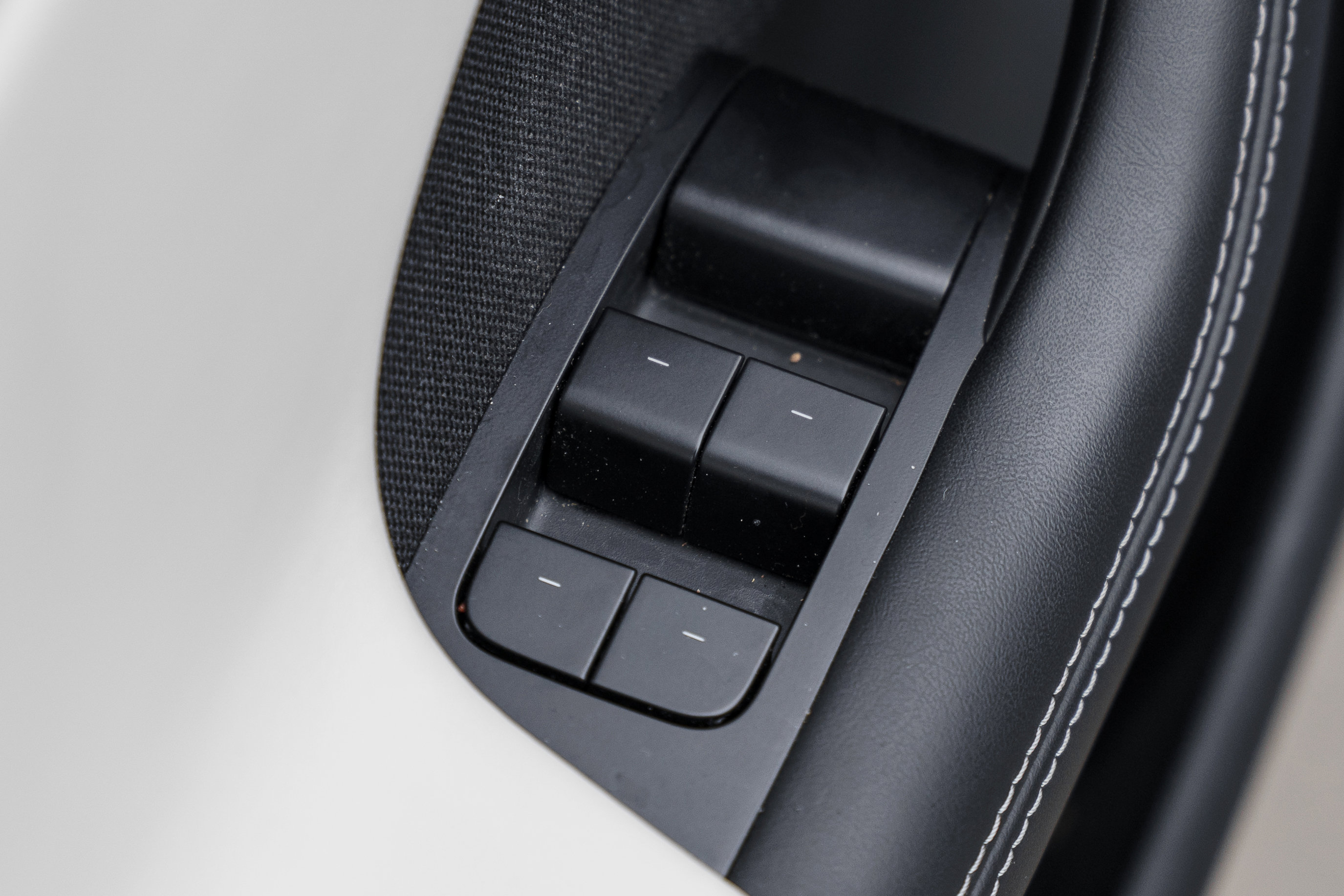 Used 2023 Tesla Model S Standard Range image 22