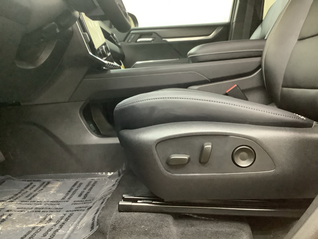 New 2026 GMC Acadia Elevation w/ Black Edition AWD/4WD image 14
