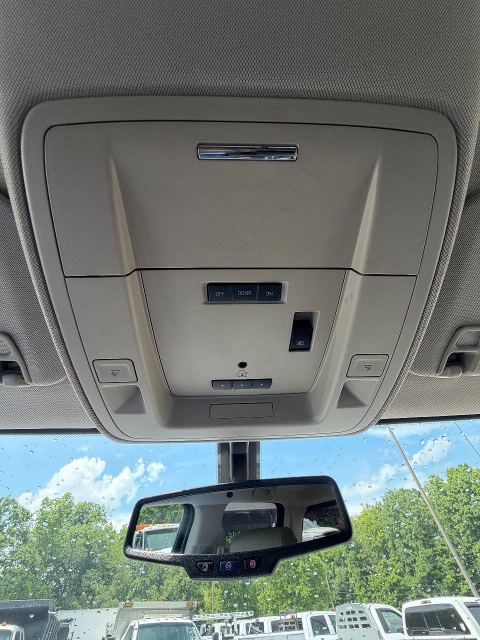 Used 2018 Chevrolet Silverado 3500 LTZ w/ Duramax Plus Package RWD image 32