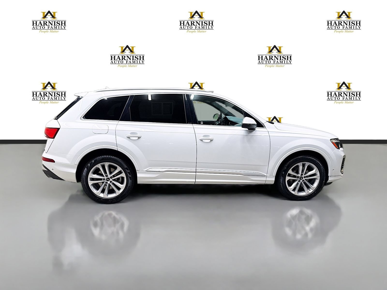 Used 2025 Audi Q7 3.0T Premium Plus AWD/4WD image 4