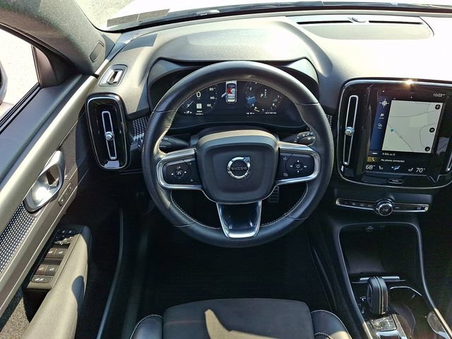 Used 2021 Volvo XC40 T5 R-Design w/ Advanced Package AWD/4WD image 12