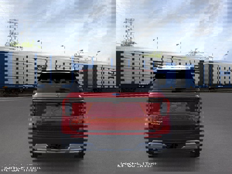New 2026 Ford Explorer Platinum image 5