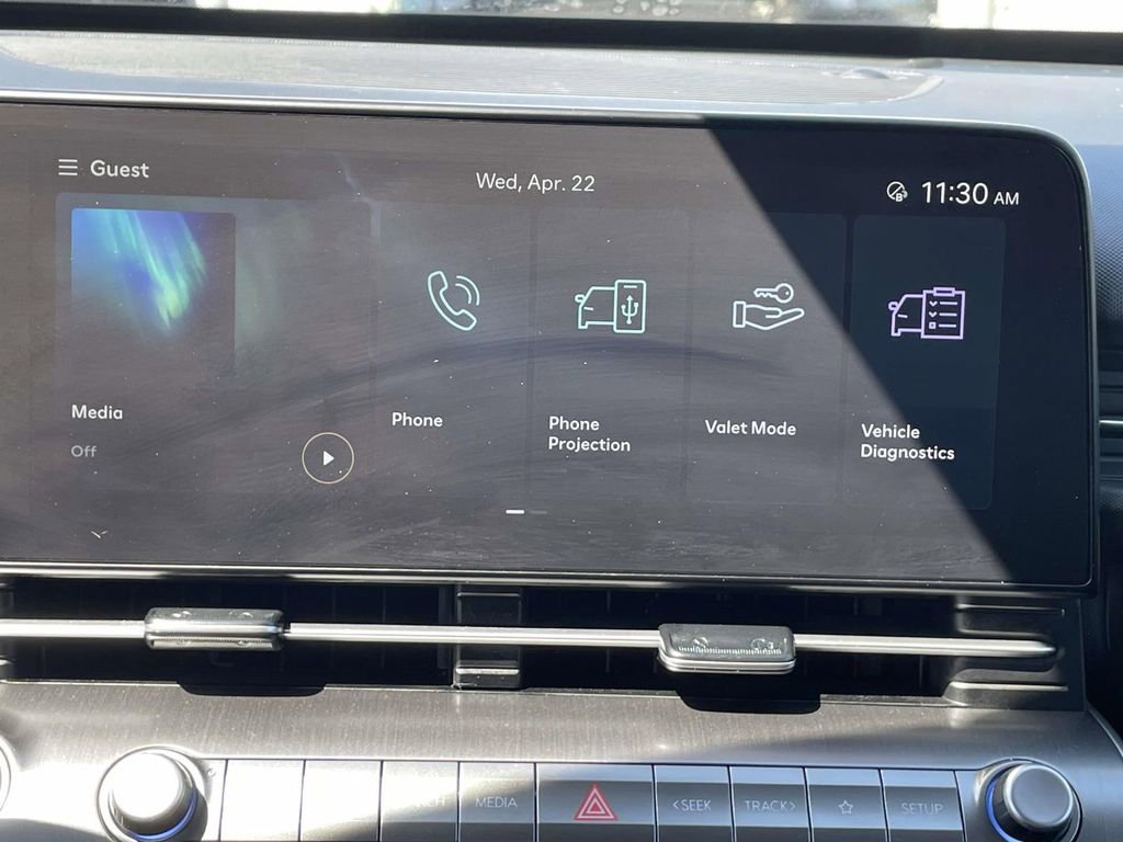 Used 2025 Hyundai Kona SEL FWD image 30