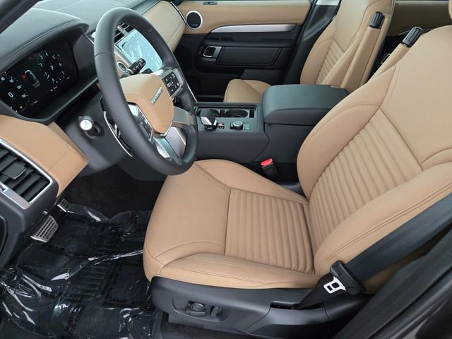 New 2026 Land Rover Discovery Limited Edition AWD/4WD image 10