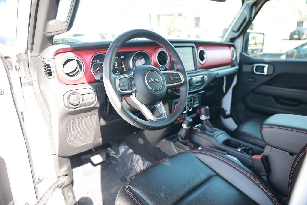 Used 2021 Jeep Gladiator Rubicon image 16