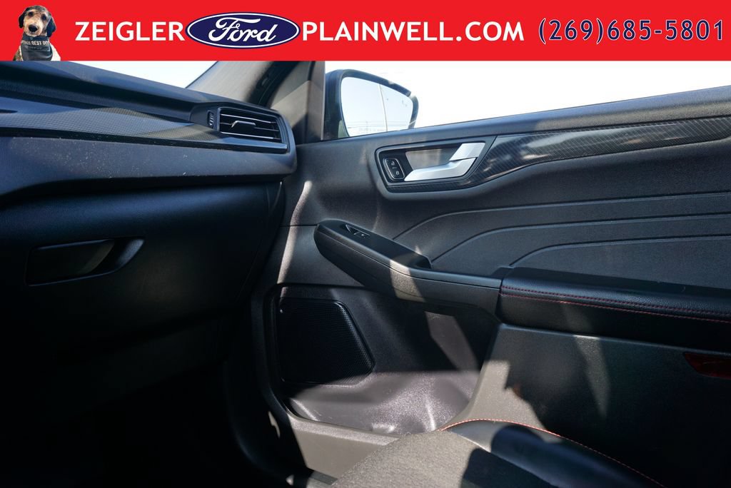 Used 2023 Ford Escape ST-Line w/ Tech Pack #1 AWD/4WD image 33