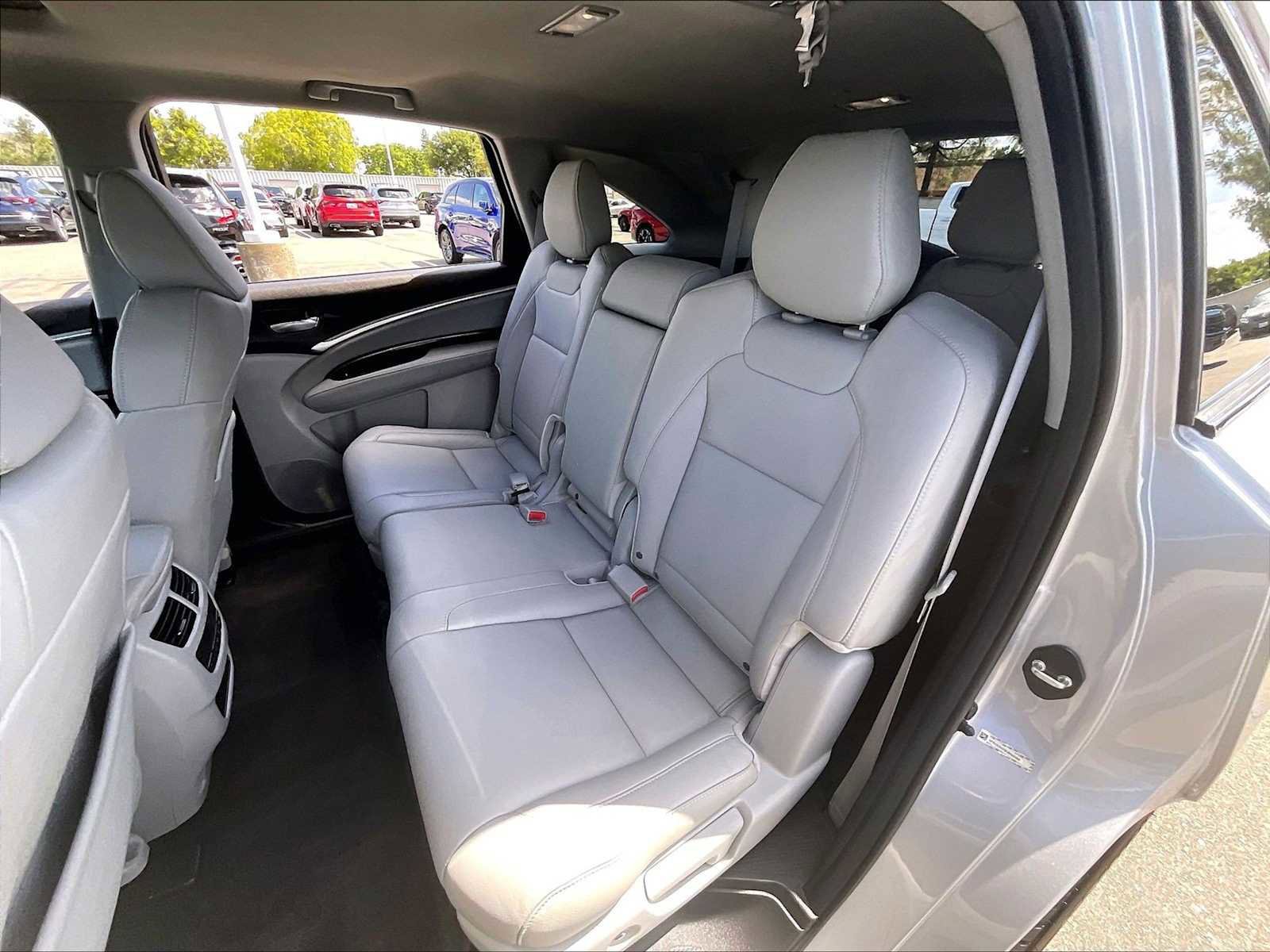 Used 2015 Acura MDX FWD image 27