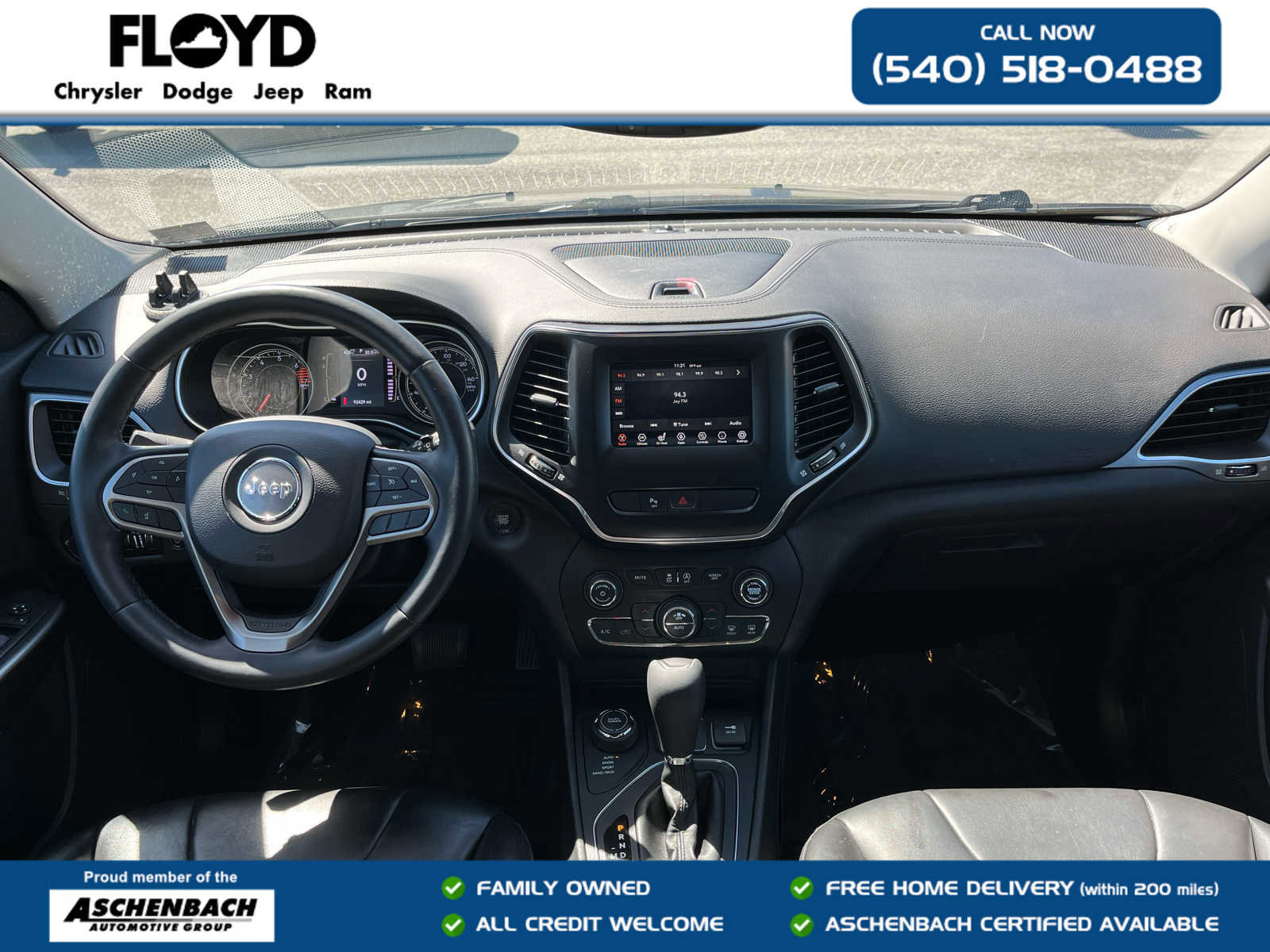 Used 2020 Jeep Cherokee Latitude Plus w/ Comfort/Convenience Group AWD/4WD image 31