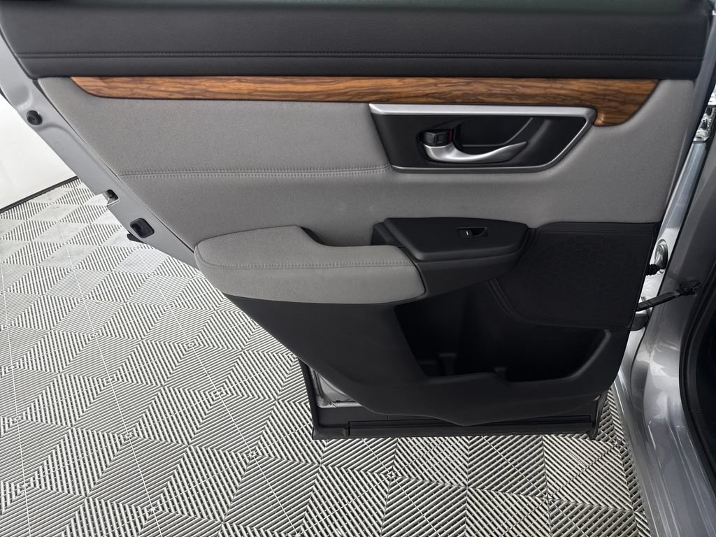 Used 2017 Honda CR-V EX image 9