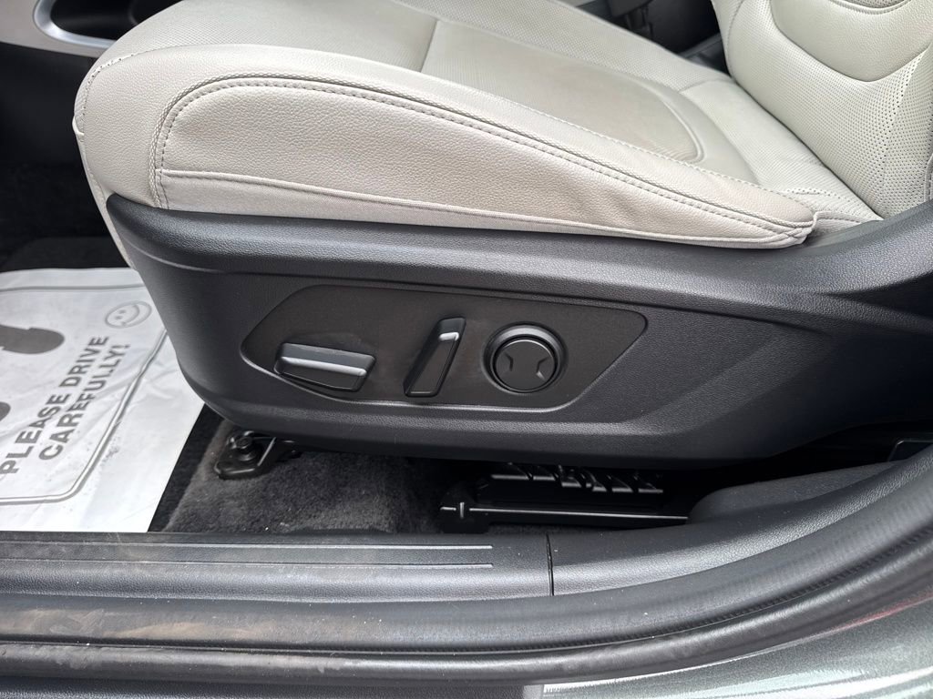 Certified 2024 Hyundai Tucson Limited image 30