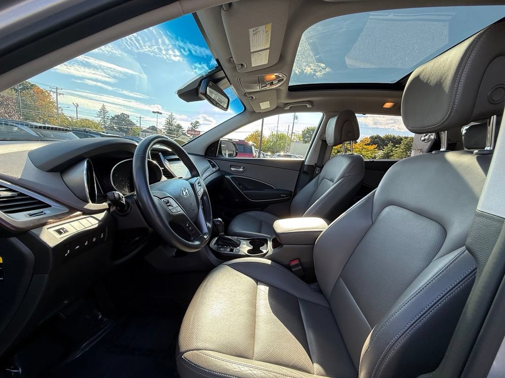 Used 2019 Hyundai Santa Fe XL AWD/4WD image 22