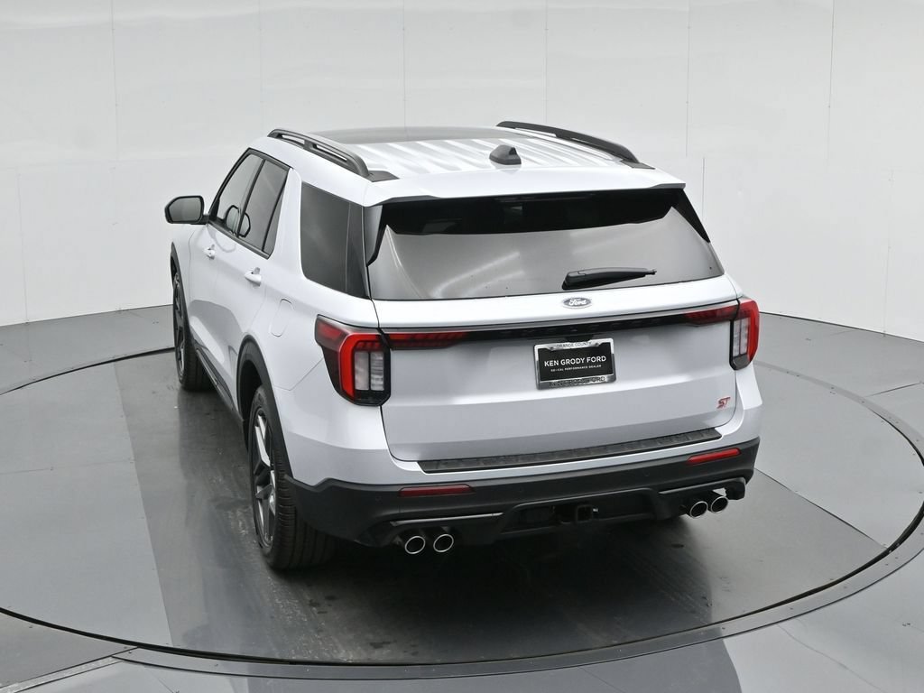 New 2026 Ford Explorer ST w/ Sun And Sound Package AWD/4WD image 43