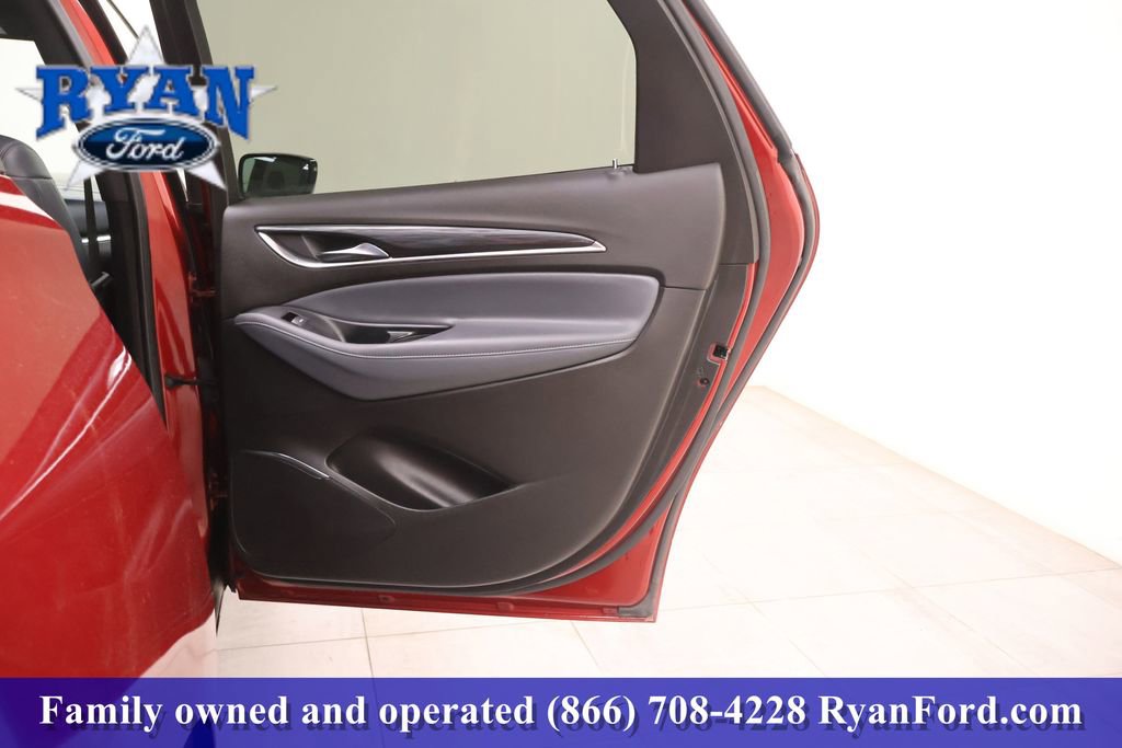 Used 2024 Buick Enclave Premium image 14