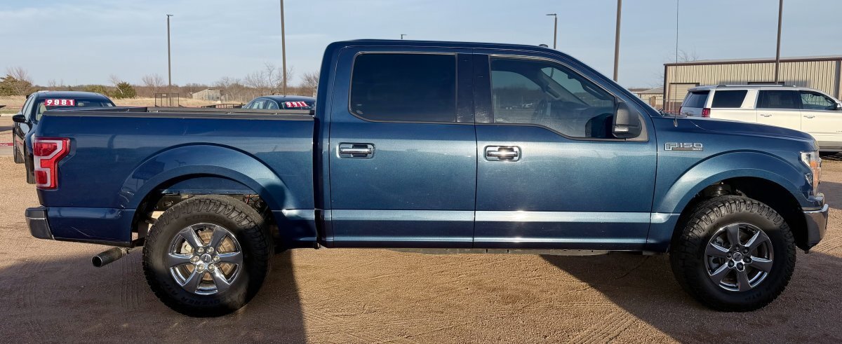 Used 2018 Ford F150 XLT w/ Equipment Group 302A Luxury image 4