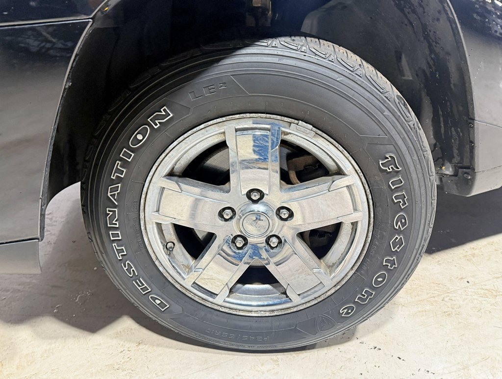 Used 2007 Jeep Grand Cherokee Limited image 2