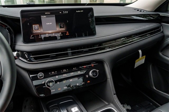 New 2025 INFINITI QX60 Pure image 16