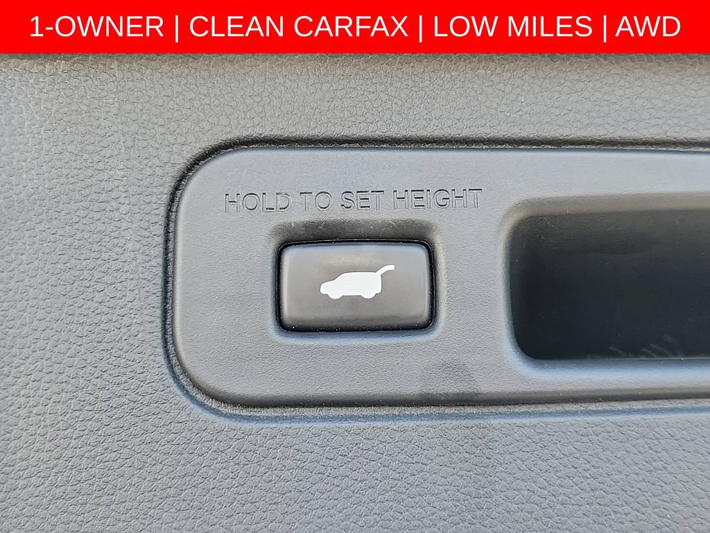 Used 2023 Honda Pilot TrailSport image 14
