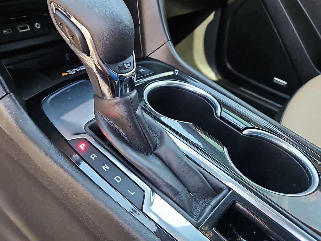 Used 2022 Chevrolet Equinox Premier FWD image 23