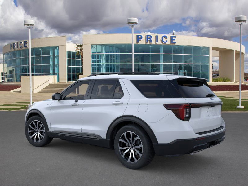 Used 2026 Ford Explorer ST-Line image 4