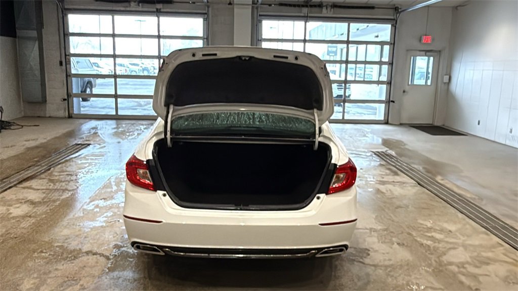 Used 2018 Honda Accord Sport image 16