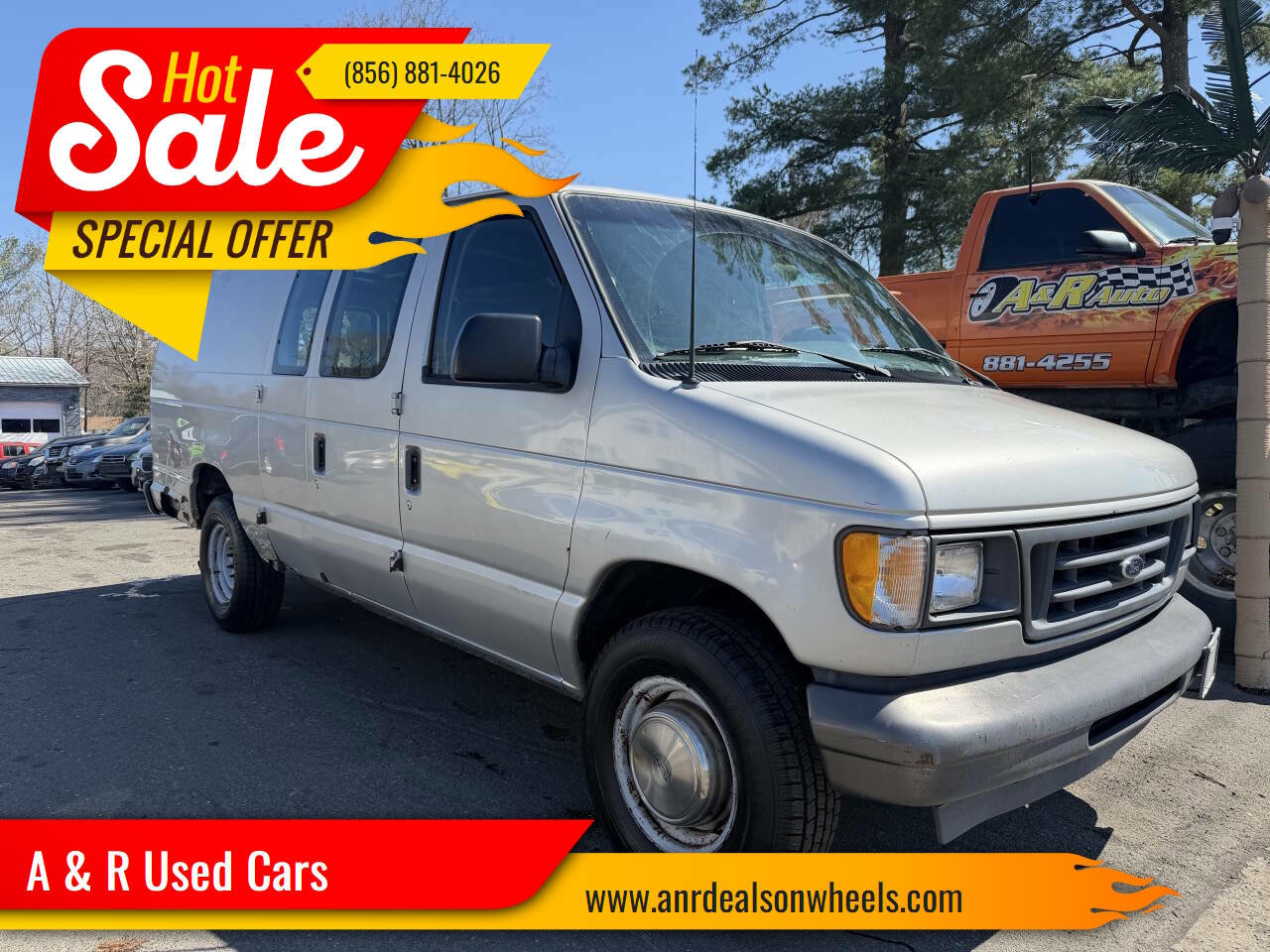 Used 2003 Ford E-250 and Econoline 250 Extended image 1