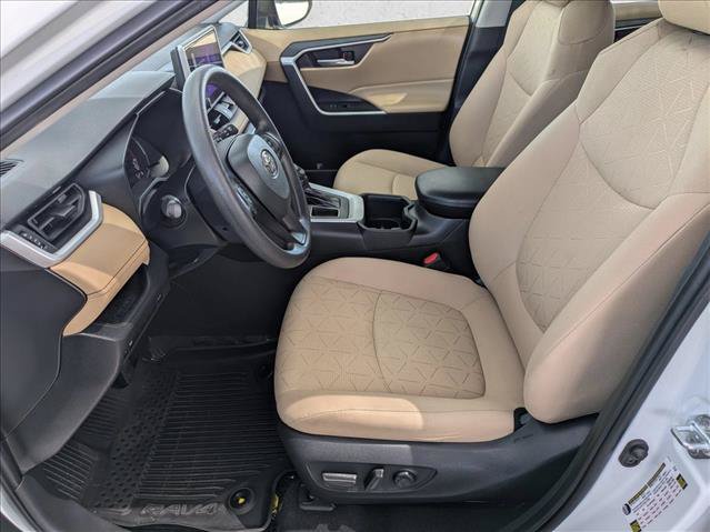 Used 2023 Toyota RAV4 XLE w/ Convenience Package FWD image 15