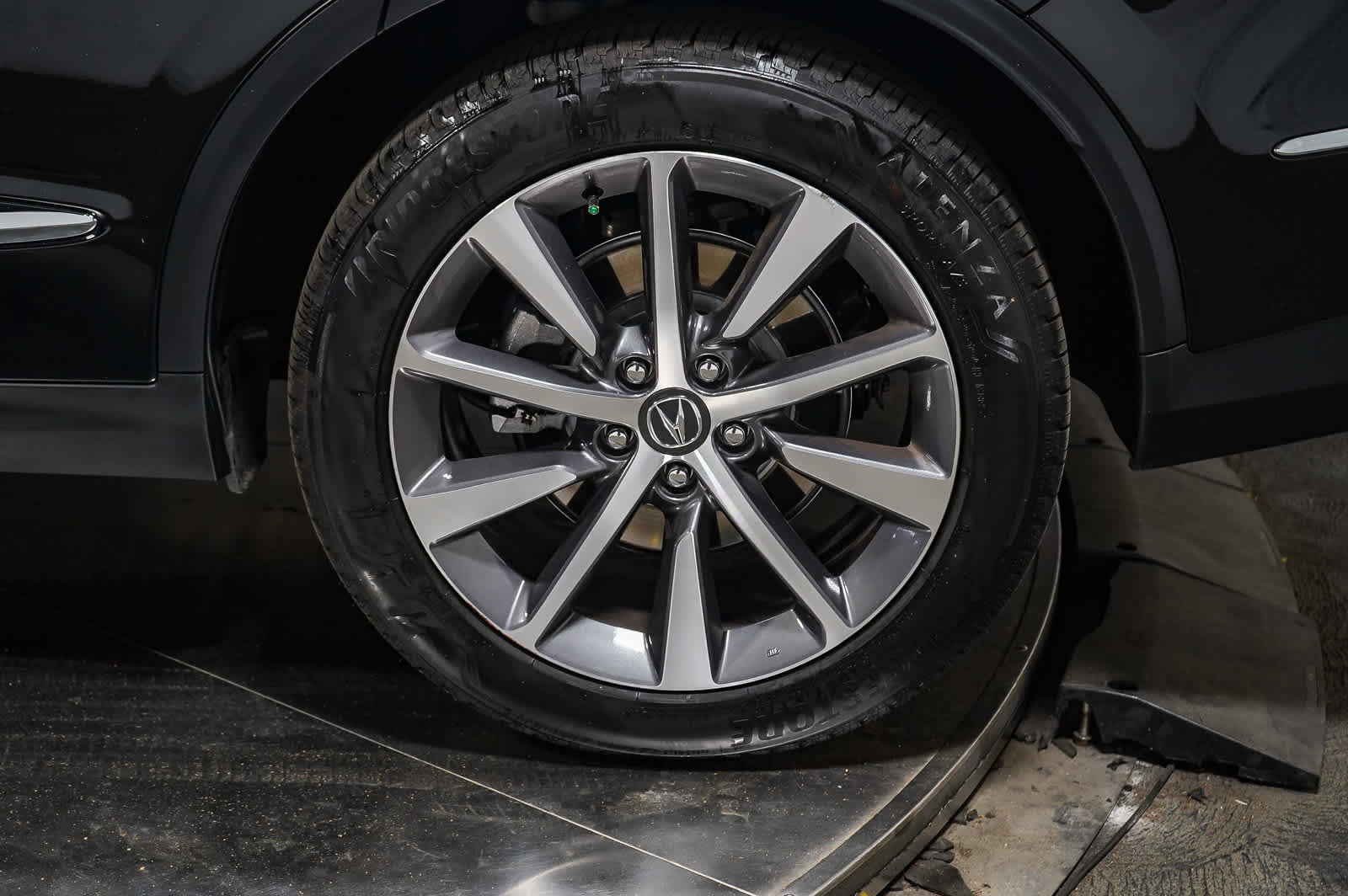 Used 2025 Acura MDX SH-AWD w/ Technology Package image 7